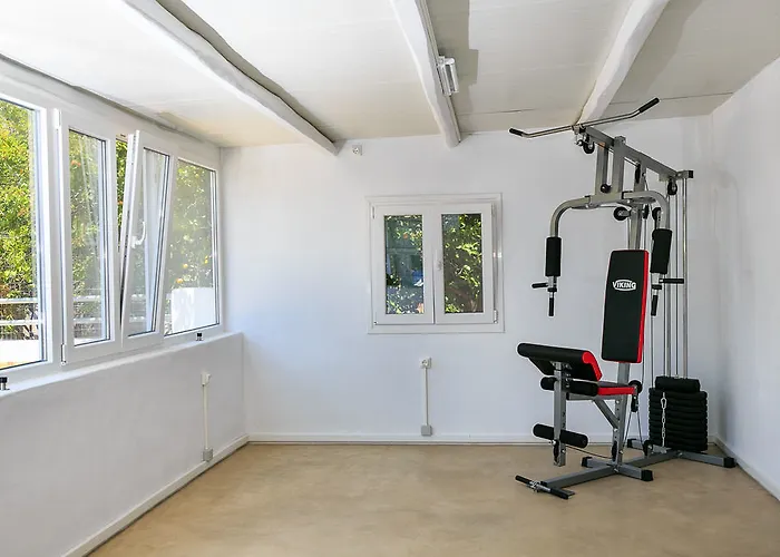 Ampeli アパート *