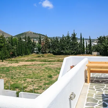 Ampeli Lägenhet Páros